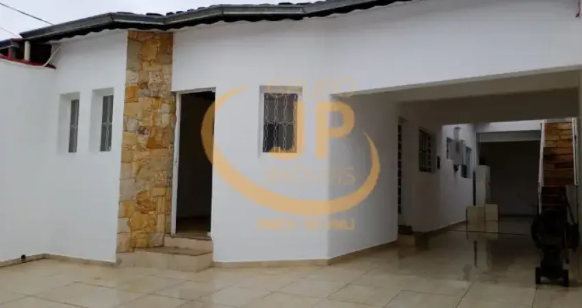 Casa 2 dorm./ 3 vagas/ área gourmet/ ac. dr. américo figueiredo/ só r$ 320 mil