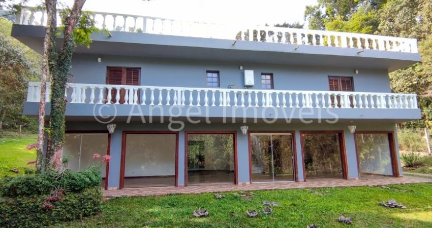 Casa com 6 quartos para alugar no Centro, Santo Antônio do Pinhal 