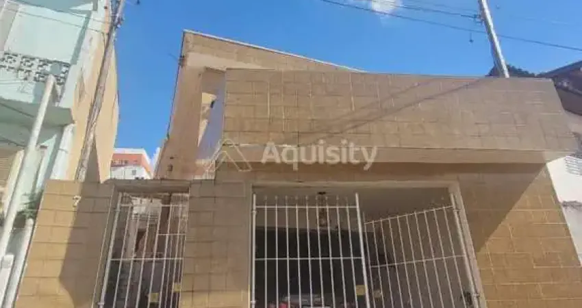 Casa a venda com 190m2 no Parque São Lucas.