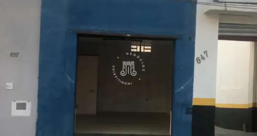 Salão comercial com amplo estacionamento para locação no centro de jundiaí/sp