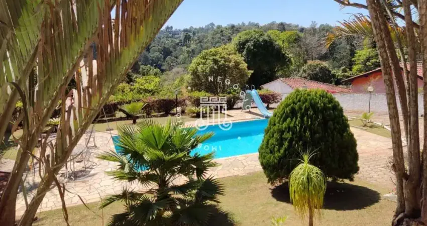 Chácara / sítio com 3 quartos à venda na Estrada dos Bambus, casa, 111, Estância Figueira Branca, Campo Limpo Paulista