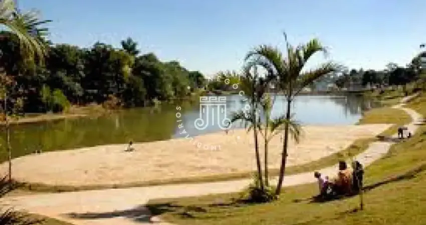 Casa à venda com 02 dormitórios e edícula - parque residencial eloy chaves em jundiaí-sp.