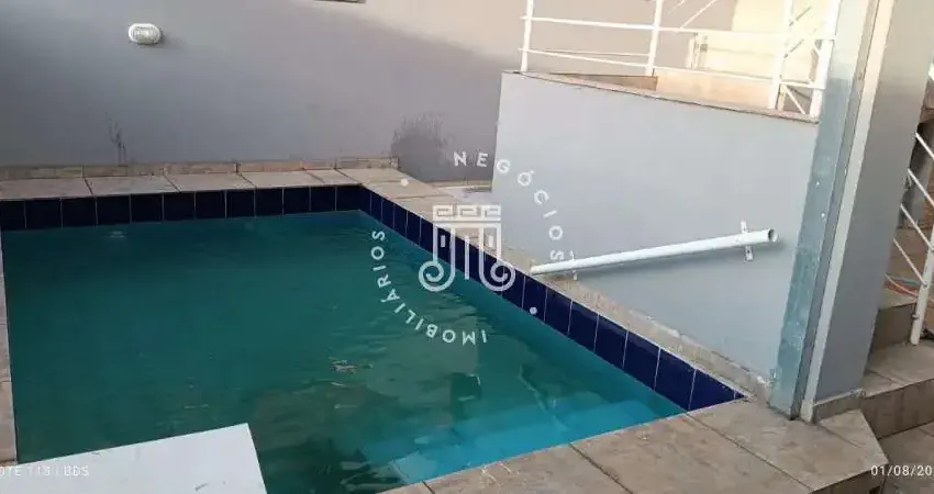 CASA À VENDA COM 4 DORMITÓRIOS (1 SUÍTE) E EDÍCULA - RESIDENCIAL DAS FLORES EM VÁRZEA PAULISTA/SP.