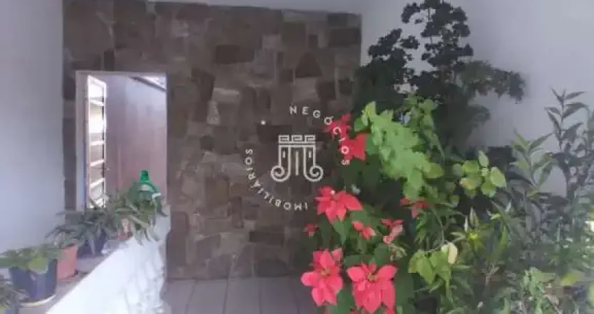 Casa à venda com 03 dormitórios (01 suíte) localizado no bairro jardim caçula em jundiaí-sp.