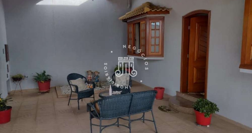 CASA Á VENDA COM 03 DORMITÓRIOS (01 SUÍTE) LOCALIZADA NO BAIRRO PARQUE SÃO LUIZ EM JUNDIAÍ-SP.