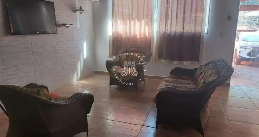CASA TÉRREA COM PISCINA À VENDA NA ROSEIRA - JUNDIAI/SP