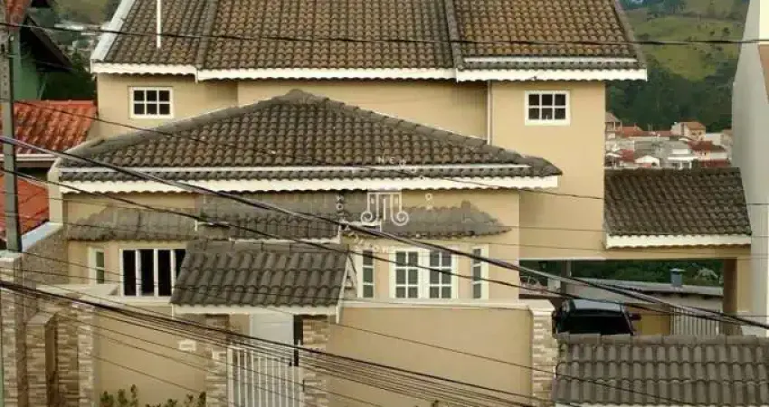 Casa sobrado à venda com 03 quartos no bairro vila olimpia - campo limpo paulista/sp.