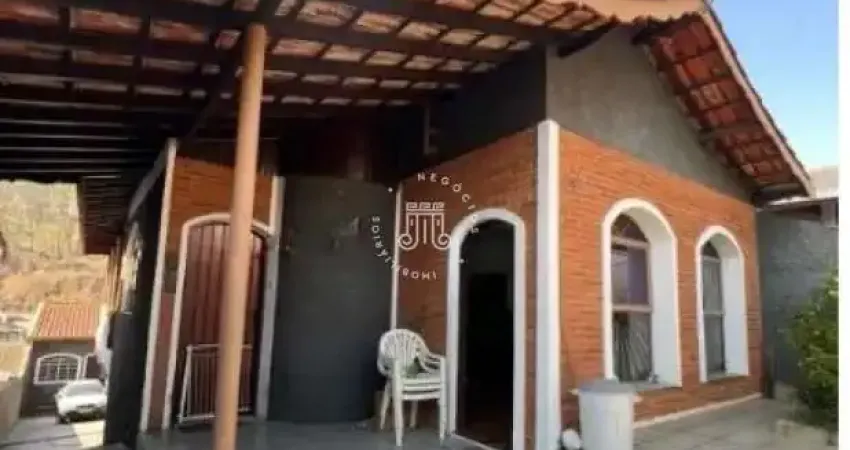 Casa a venda com 05 quartos no bairro jardim itajai - varzea paulista - sp