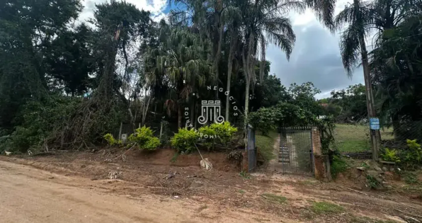 Chácara / sítio à venda na Rua Três, 100, Chácara das Videiras, Jundiaí