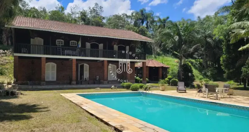 Chácara / sítio com 3 quartos à venda na Avenida Paulo Ferraz dos Reis (Paiol Velho), 1600, Santa Clara, Jundiaí