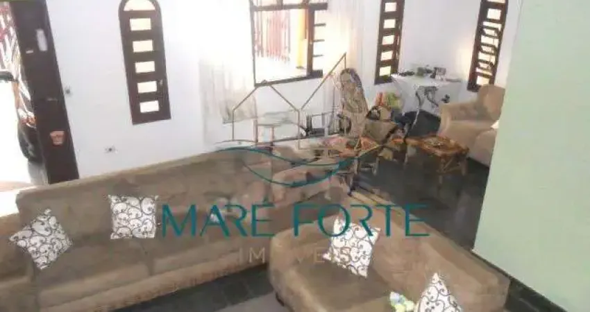 Sobrado com Edícula no Itaguá a 200 metros da praia