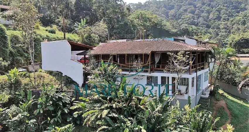 Casa com 5 quartos à venda na Enseada, Ubatuba 
