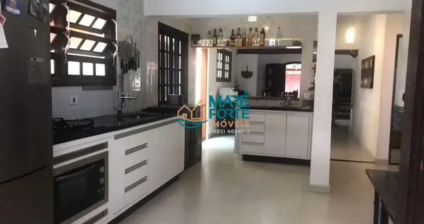 Lindo Sobrado à venda no bairro do Itaguá