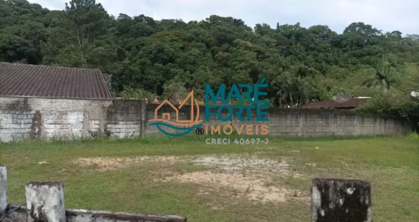 Terreno à venda na Praia da Cocanha, Caraguatatuba 