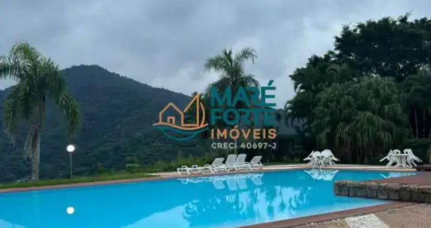 Amplo apartamento com vista para o mar na Praia das Toninhas