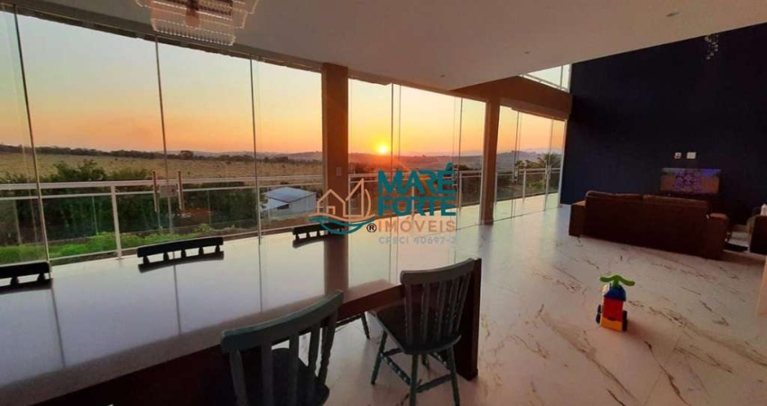 LINDA CHÁCARA COM 1400m² DE TERRENO E 900m² DE ÁREA CONSTRUÍDA!