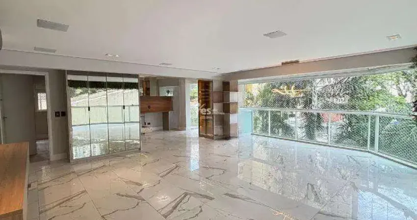 Apartamento a venda  semi mobiliado com 165m² , distribuídos em 3 dormitórios sendo 2 sutes, área de serviço, varanda gourmet e 4 vagas de garagem no bairro jardim  em santo andré - sp