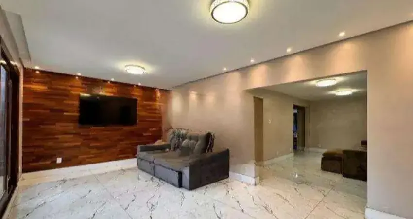 Sobrado amplo com espaço gourmet e piscina localizado na vila alzira em santo andré.