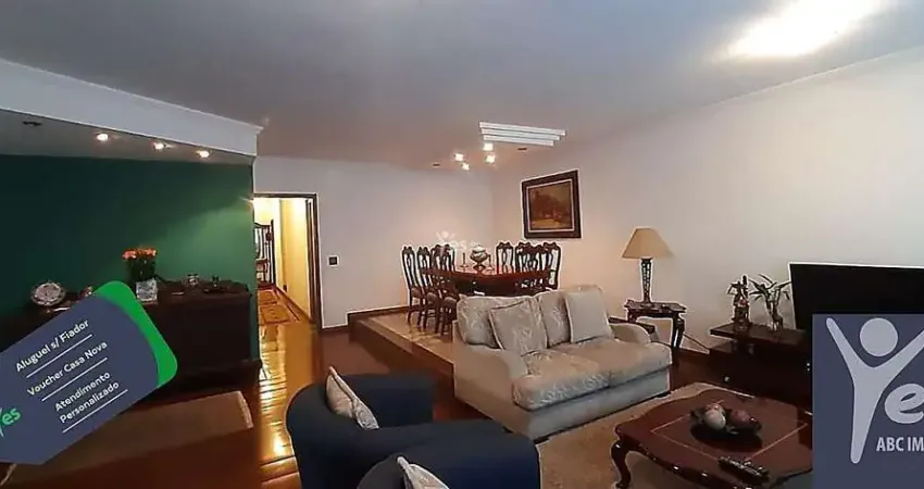 Casa à venda de 400m², 3 quartos e 4 vagas no centro, santo andré