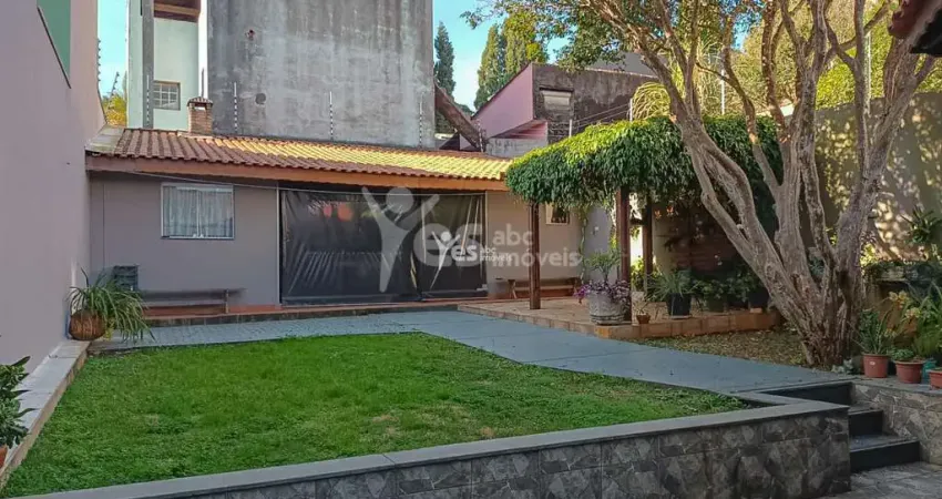 Casa assobradada, 3 dormitórios, 1 suíte, planejados, 5 vagas no vila eldízia em santo andré