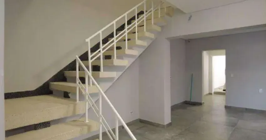 Sobrado à venda com 2 dormitórios ambos suites, 2 vagas na vila bastos