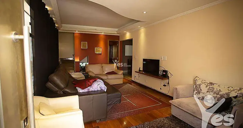 Sobrado de 240m² de área construida com 03 dormitórios e 03 vagas de garagem - vila scarpelli, santo andré