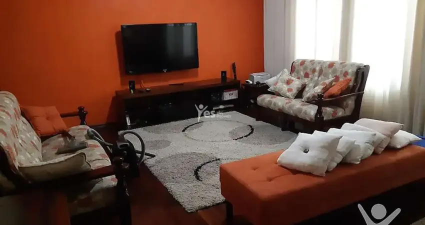 Casa terrea de 400m² com 02 dormitórios sendo 01 suite e 05 vagas de garagem - vila lutécia, santo andré.