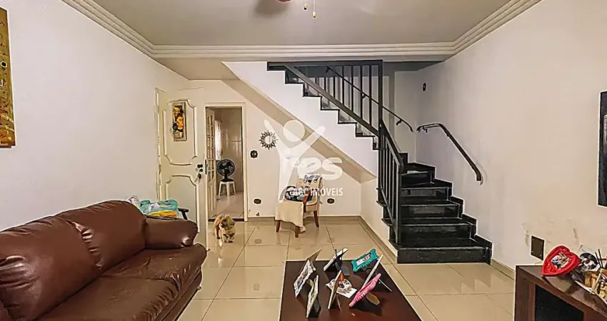 Sobrado à venda com 256m² , 3 dormitórios sendo 1 suite e 5 vagas no santa maria.