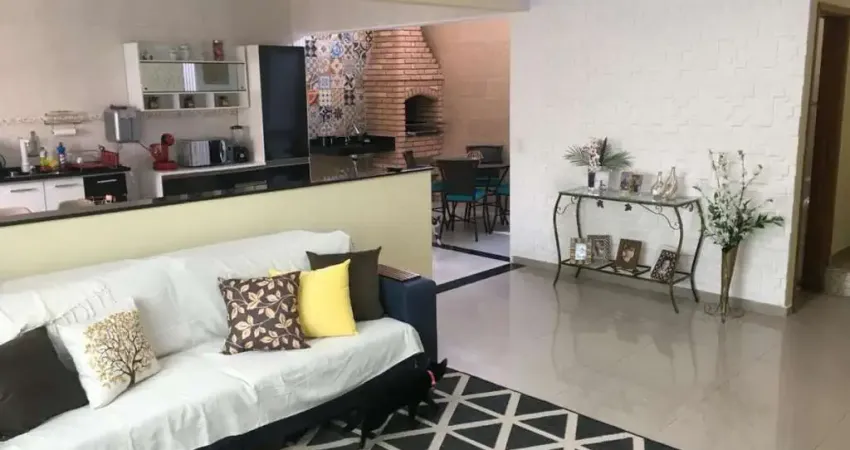 Casa com 3 quartos à venda na Rua Cisplatina, 955 B, Vila Pires, Santo André