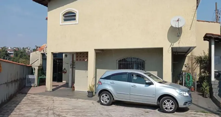 Casa com 3 quartos à venda na Rua Sergipe, 19, Cidade São Jorge, Santo André