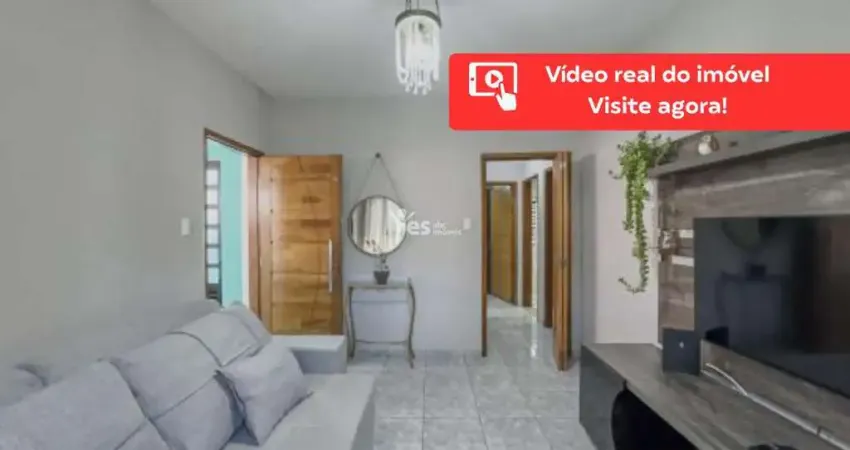 Casa térrea com 03 dormitórios sendo 01 suíte e 02 vagas de garagem- jardim monções, santo andré