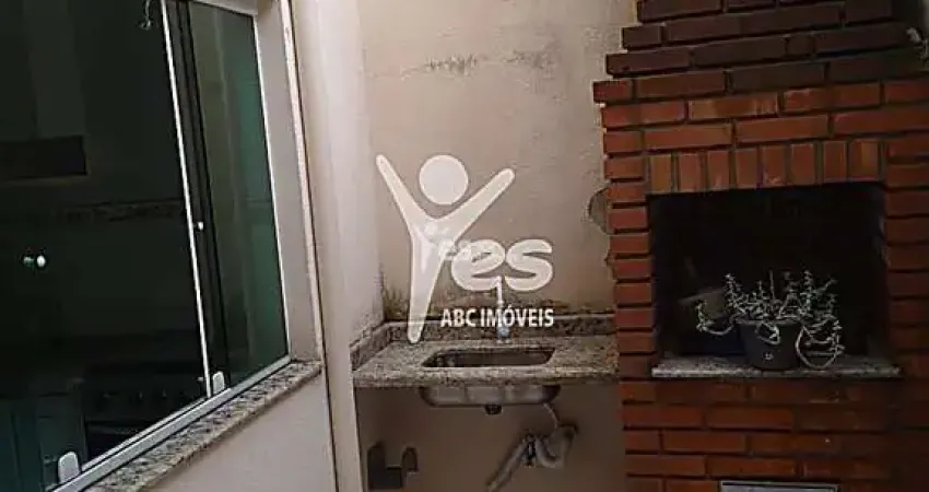 Sobrado de 164,06m² com 03 dormitórios e planejados e churrasqueira, 04 vagas de garagem. vila alice, santo andré e próximo do shopping abc.