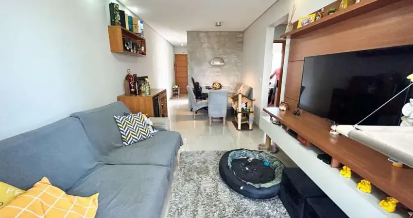 Apartamento em condomínio com 02 dormitórios, sacada gourmet, 01 vaga e lazer. localizado no campestre em santo andré.