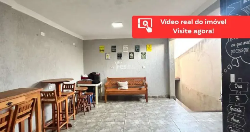 Sobrado com 02 dormitórios, 02 vagas e espaço gourmet, localizado na vila sacadura cabral.