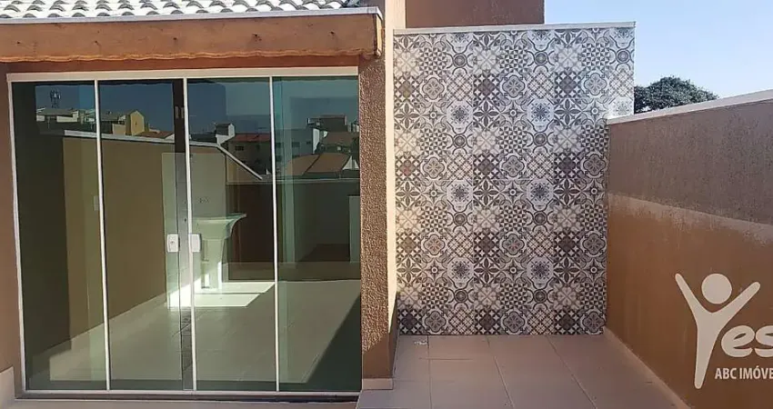 Cobertura à venda de 02 dormitórios sendo 01 suite na vila camilópolis.