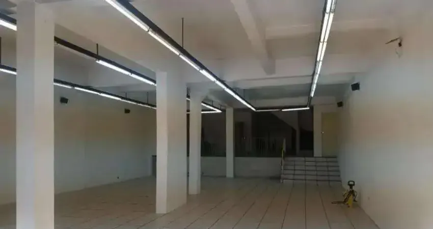Salão comercial para alugar com , 780 m² sendo 3 banheiros no  centro - santo andré/sp