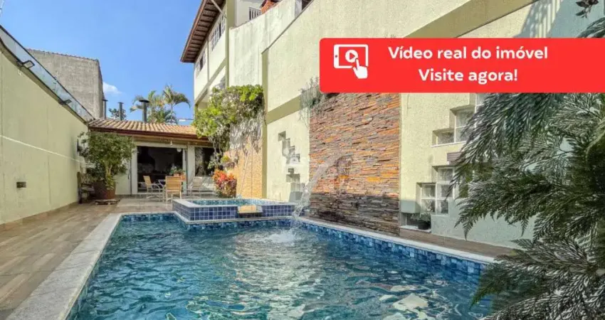 Sobrado com piscina, espaço gourmet, 04 dormitórios e 04 vagas de garagem, localizado no bairro santa maria em santo andré.