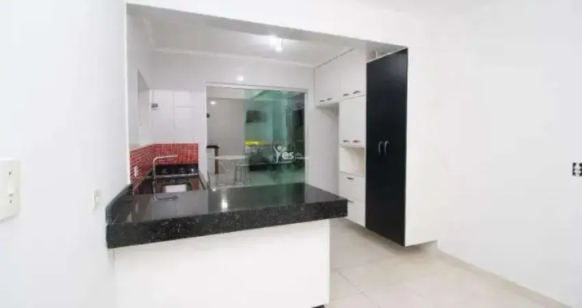 Sobrado semi mobiliado a venda com 163m² de área construída, sendo 3 dormitórios, 1 suíte com armários, 2 banheiros e 2 vagas de garagem - bairro campestre -santo andré - sp