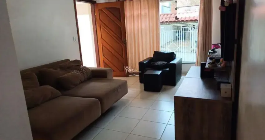 Sobrado com 3 quartos sendo uma suite , 3 banheiros , sala dois ambientes sala de jantar/ sala de estar , 2 vagas de garagem , vila floresta - santo andré
