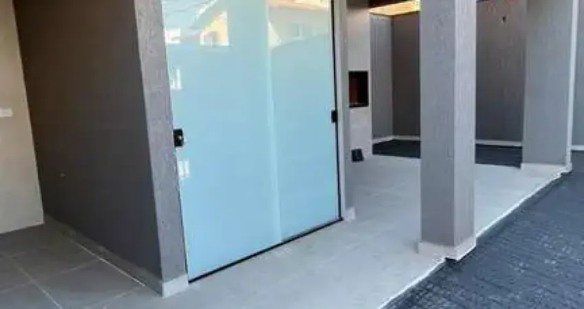 Sobrado de esquina lindíssimo com acabamento em porcelanato, 3 vagas paralelas e com churrasqueira no bairro vila humaitá.