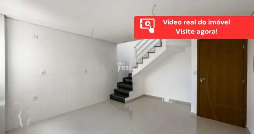 Cobertura baixo condomínio com elevador,  02 dormitórios e 01 vaga. localizado na vila valparaíso em santo andré.