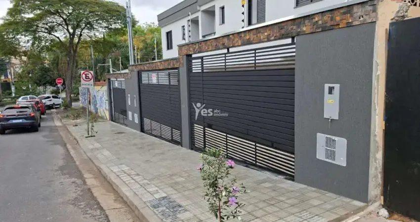 Sobrado de 67m² com 1 suítes, sacada e 2 vagas em parque das nações.