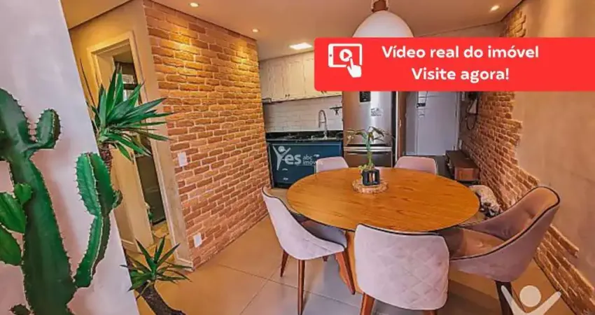 Apartamento em condomínio, 110m², 02 dormitórios, 02 vagas, com planejados, santa maria.