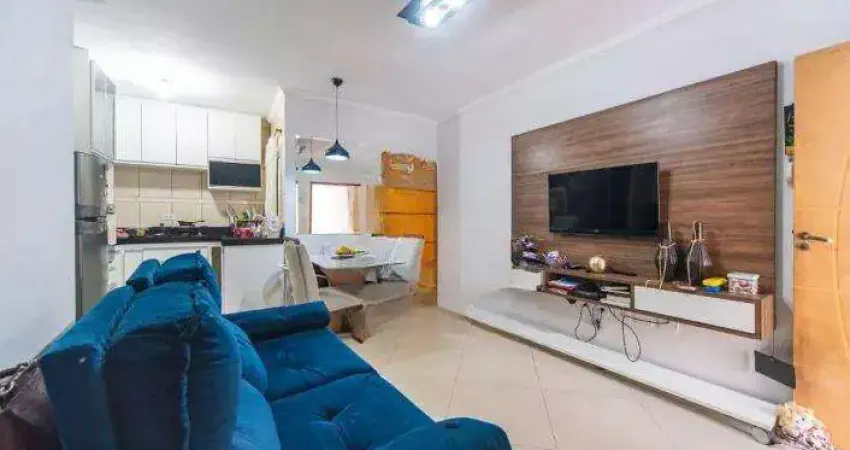 Sobrado com 02 dormitórios, 02 vagas e planejados, localizado na vila alto de santo andré em santo andré.