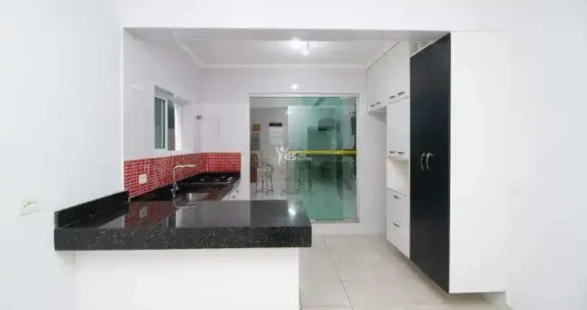 Sobrado semi mobiliado para locação com 163m² de área construída, sendo 3 dormitórios, 1 suíte com armários, 2 banheiros e 2 vagas de garagem - bairro campestre -santo andré - sp