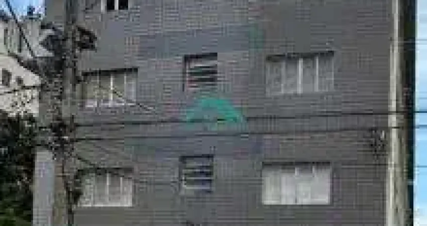 Kitnet Reformada no Boqueirão, 29m² - Próxima à Praia - R$220.000,00 á vista !!