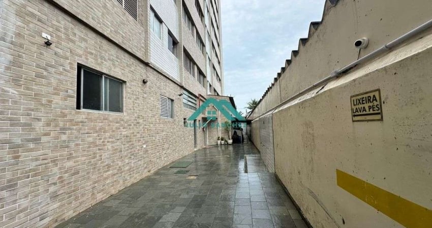 Kitnet à Venda com Vista p/ o Mar - 1 Dormitório, Vaga e Elevador - R$235 mil