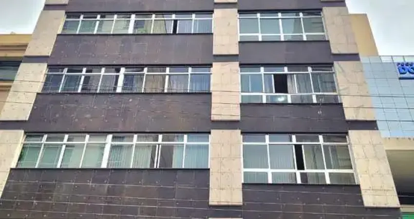 Cobertura em excelente estado de conservação, à venda no centro, juiz de fora - mg