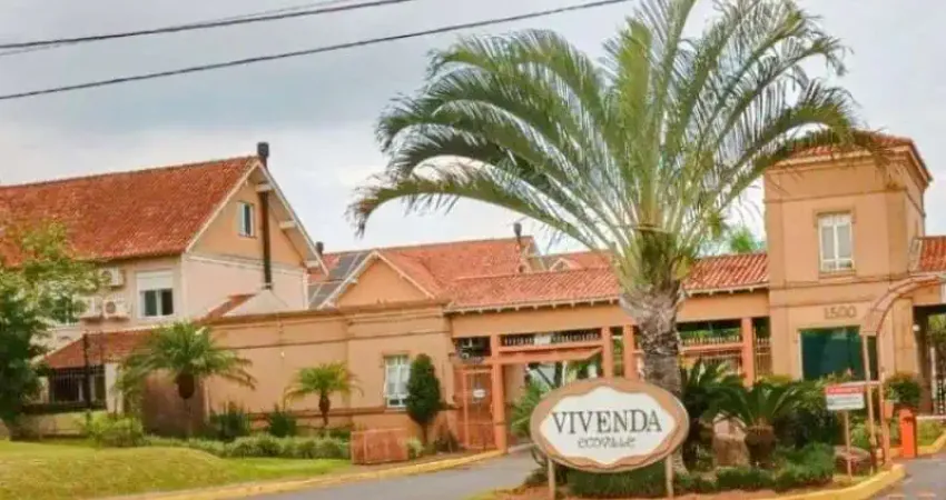 Casa de três dormitórios  para locação em condominio fechado.