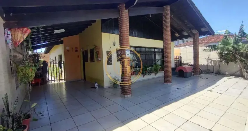 Casa com 3 quartos, Vera Cruz, Mongaguá - R$ 500 mil, Cod: 2452